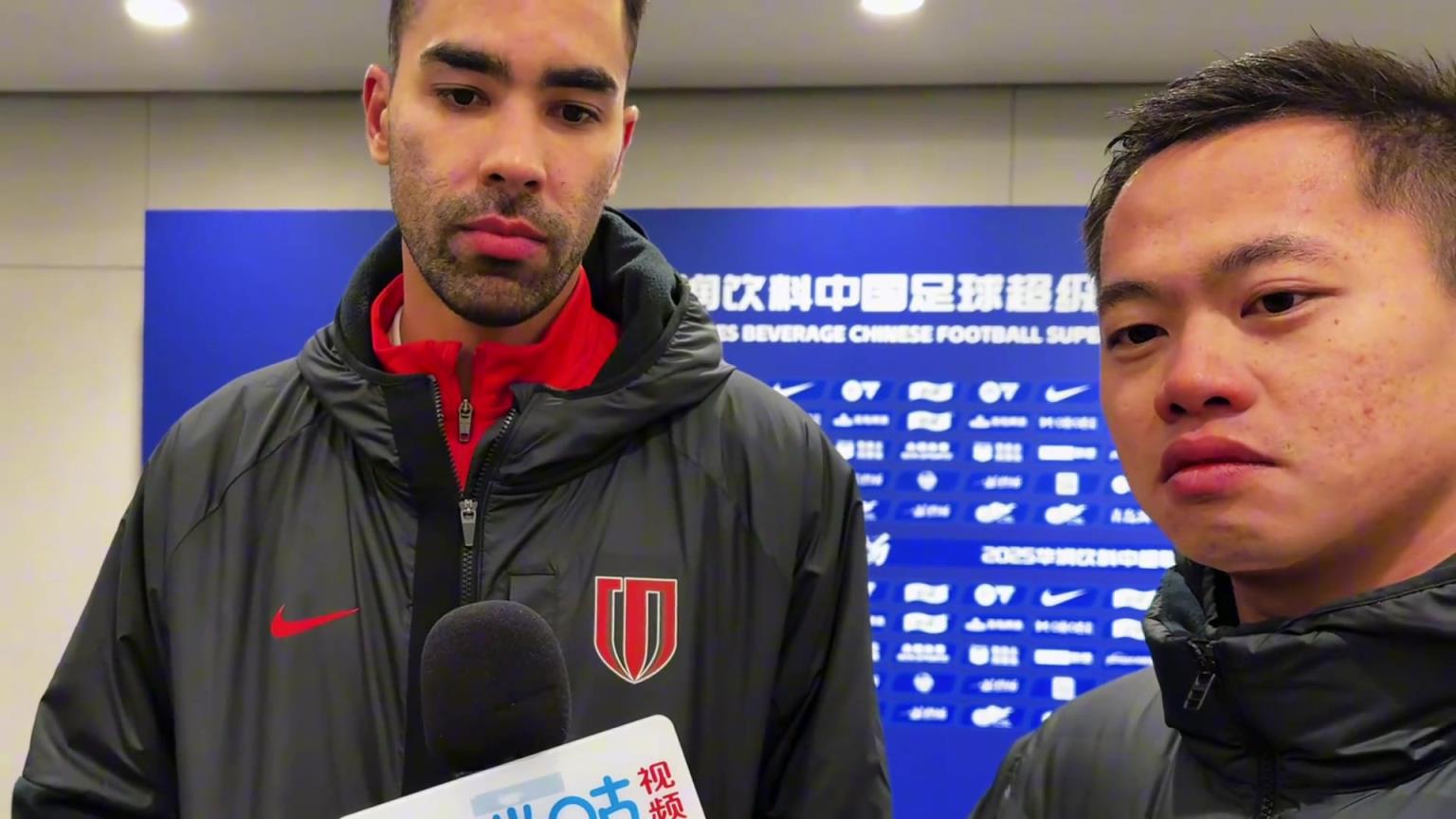 德?tīng)柤佣噘惡蟛稍L：主教練給了我很大信心，拿到3分的最重要的