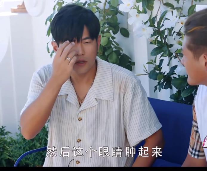 周杰倫：其實(shí)我之前打籃球的 但眼睛受傷了就沒(méi)辦法參加活動(dòng)