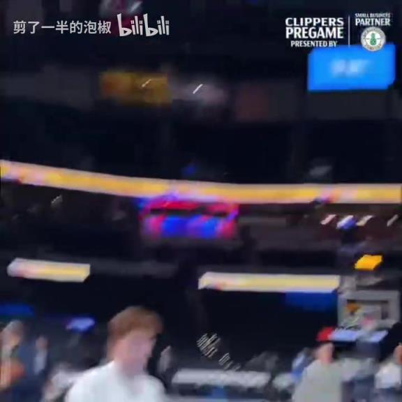 寶藏球員！你覺(jué)得小瓊斯能延續(xù)去年季后賽的亮眼表現(xiàn)嗎？