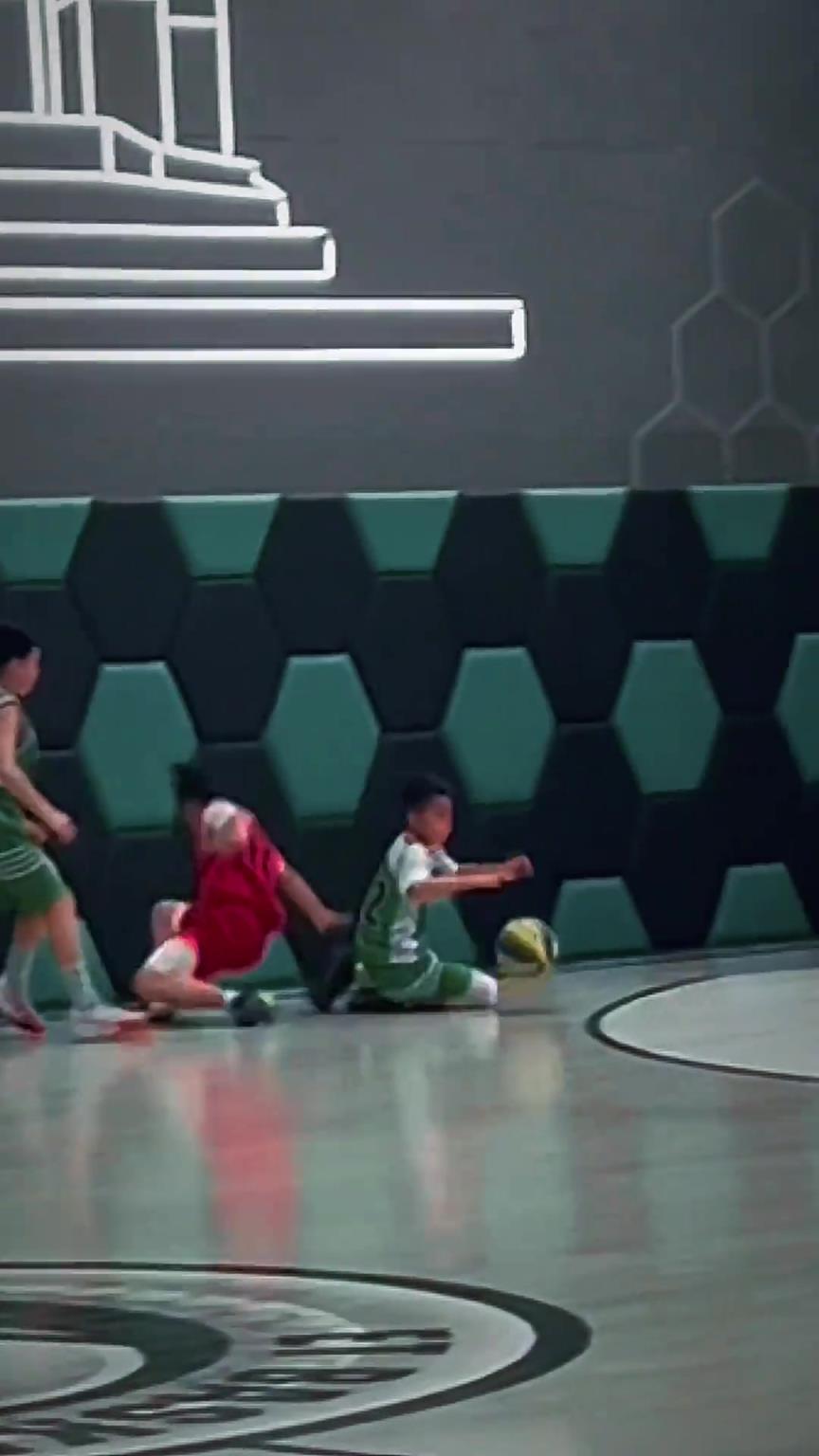 有一種默契叫做從小一起長(zhǎng)大！