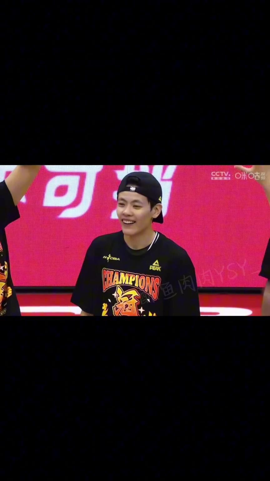 以小搏大以弱勝?gòu)?qiáng) ；從不被看好，到站到最高的領(lǐng)獎(jiǎng)臺(tái)...